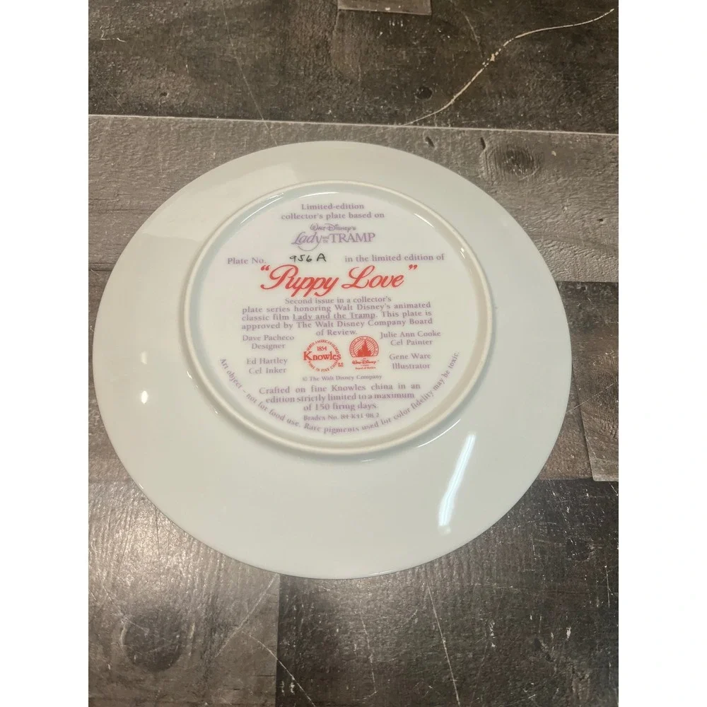Disney Knowles Lady and the Tramp Puppy Love Collector Plate 956A COA Box